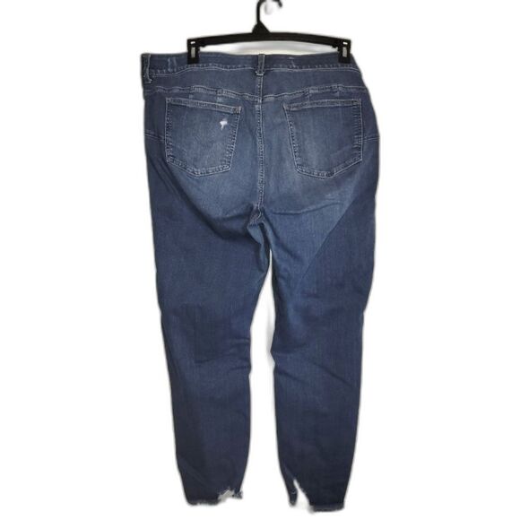 Torrid Bombshell Skinny High Rise Destructed Jeans 22 - Picture 5 of 12